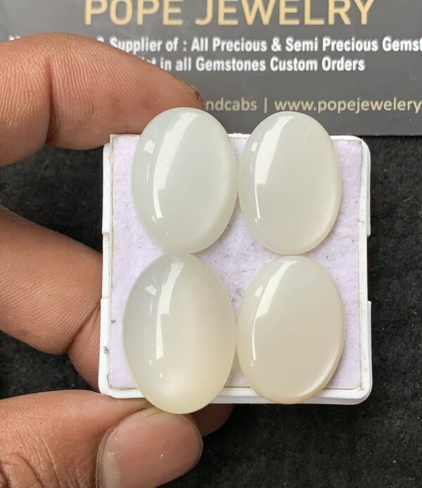 Natural White Moonstone Gemstone Smooth Oval Shape Cabochon High Quality Loose Gemstones For Jewelry Making 22-24 MM Size 4 Pcs V3056