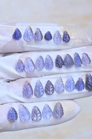 Natural Iolite Gemstone Hand Carved Leaf Shape Cabochon High Quality Loose Gemstones For Jewelry Making 7-12 MM Size 26 Pcs V4059