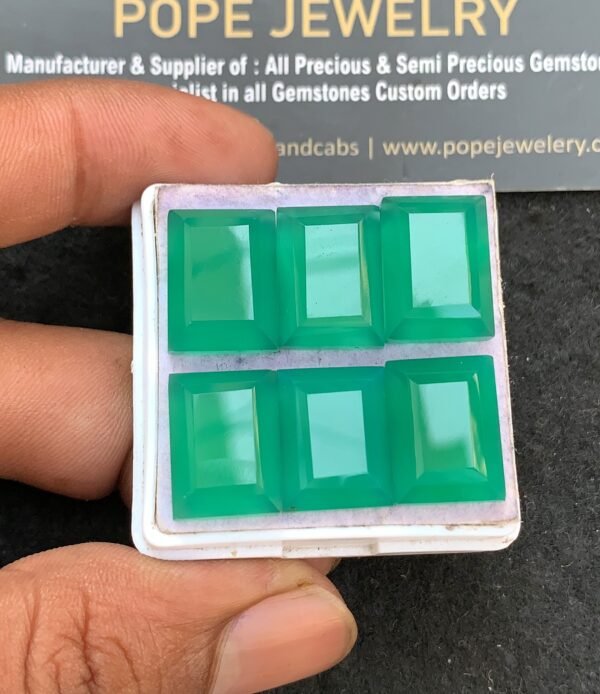 Natural Green Onyx Gemstone Step Cut Rectangle Shape Cabochon High Quality Loose Gemstones For Jewelry Making 15-16 MM Size 6 Pcs V3584