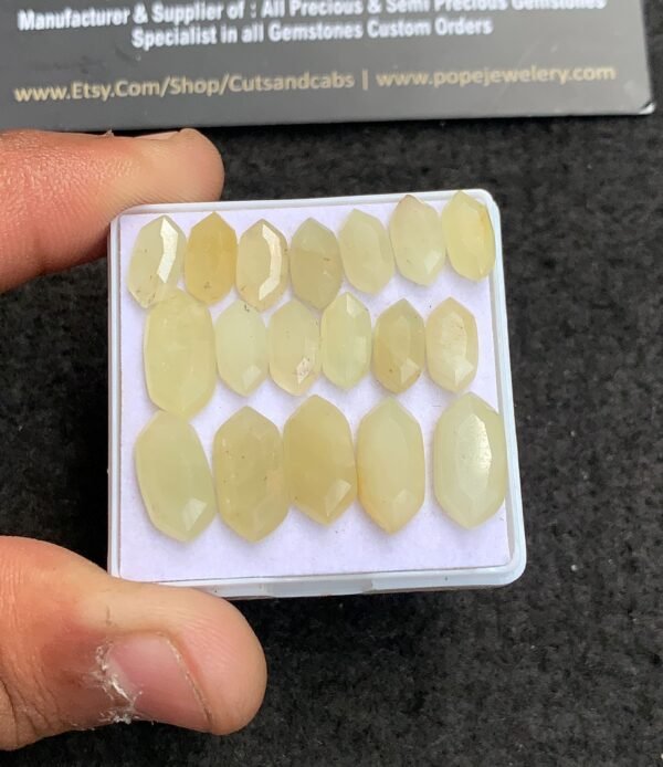 Natural Yellow Silky Sapphire Gemstone Step Cut Hexagon Shape Cabochon High Quality Loose Gemstones For Jewelry Making 10-14 MM Size 18 Pcs V4341