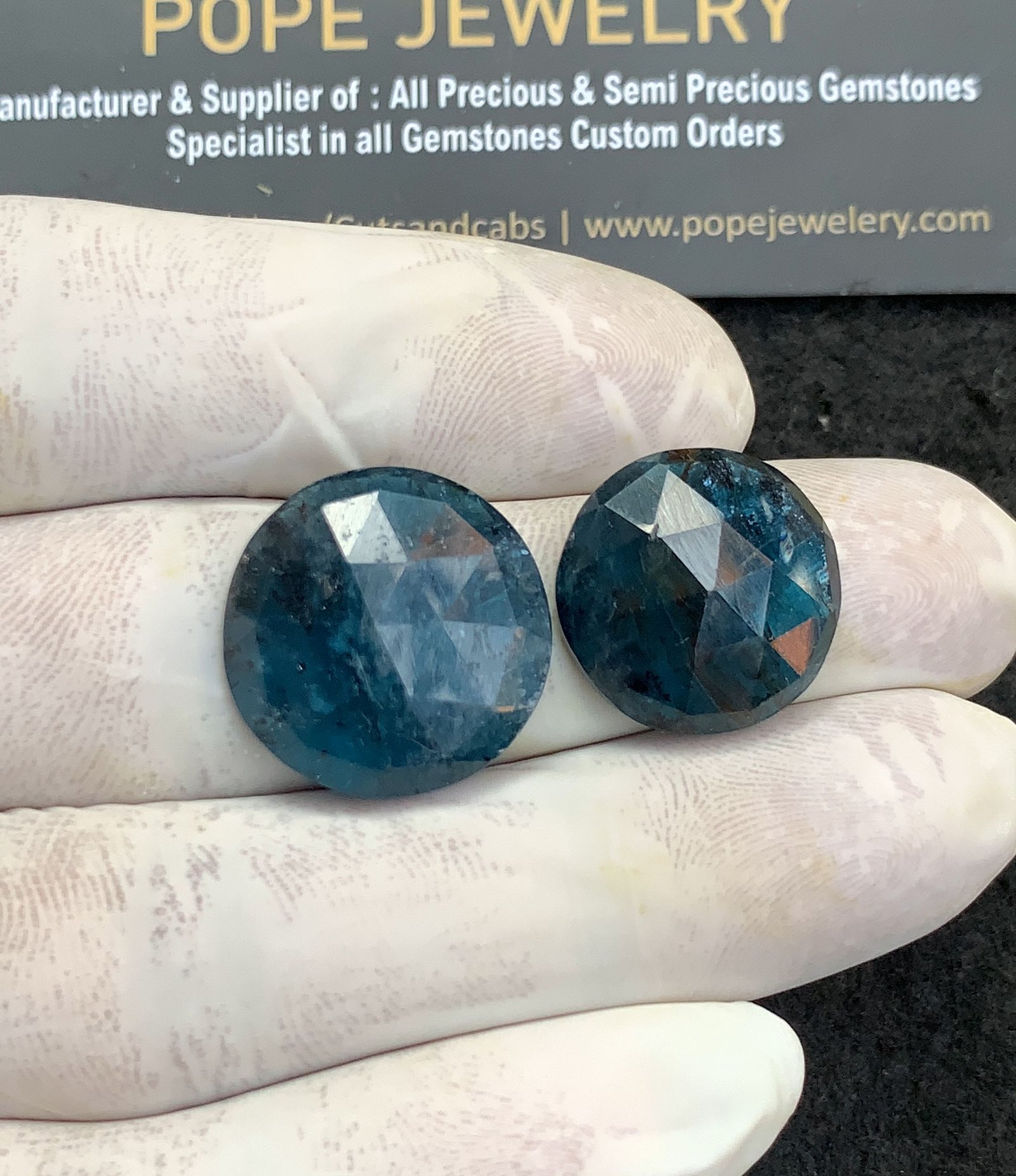 Natural Teal Green Kyanite Gemstone Rose Cut Round Shape Cabochon High Quality Loose Gemstones For Jewelry Making 17-20 MM Size 2 Pcs V4379