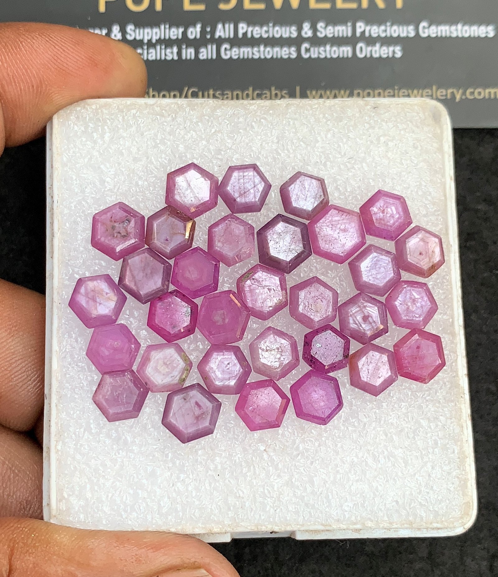 Natural Silky Sapphire Gemstone Step Cut Hexagon Shape Cabochon High Quality Loose Gemstones For Jewelry Making 6-7 MM Size 31 Pcs V4401