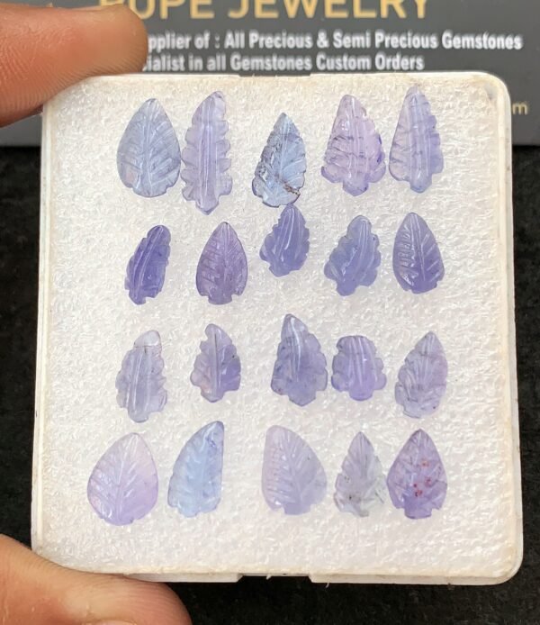 Natural Tanzanite Gemstone Hand Carved Leaf Shape Cabochon High Quality Loose Gemstones For Jewelry Making 7-15 MM 20 Pcs V4293