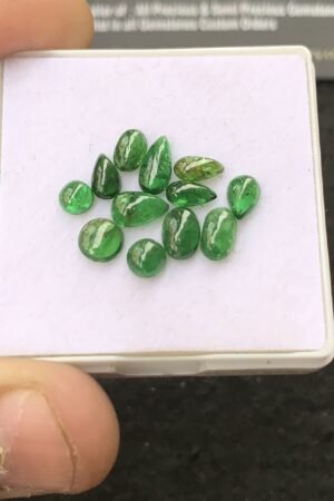 Natural Tsavorite Gemstone Smooth Mix Shape Cabochon High Quality Loose Gemstones For Jewelry Making 4-8 MM Size 12 Pcs V4306