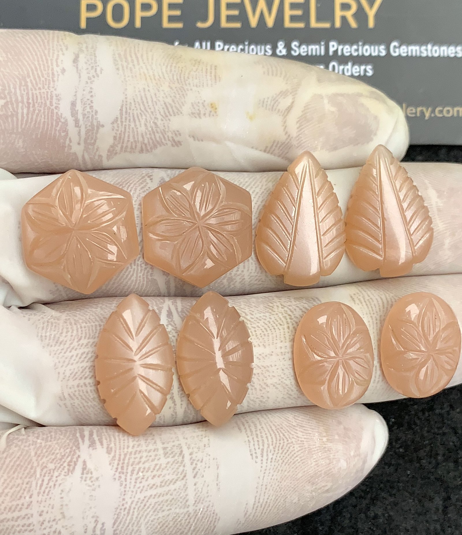 Natural Peach Moonstone Gemstone Hand Carved Pear Shape Cabochon High Quality Loose Gemstones For Jewelry Making 15-19 MM Size 4 Pair V4447